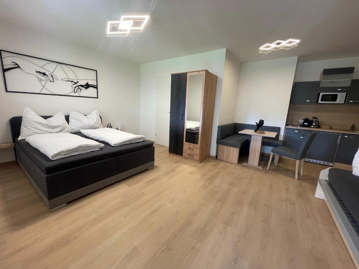 Haus Zum Glueck Lägenhet Reifnitz Exteriör bild
